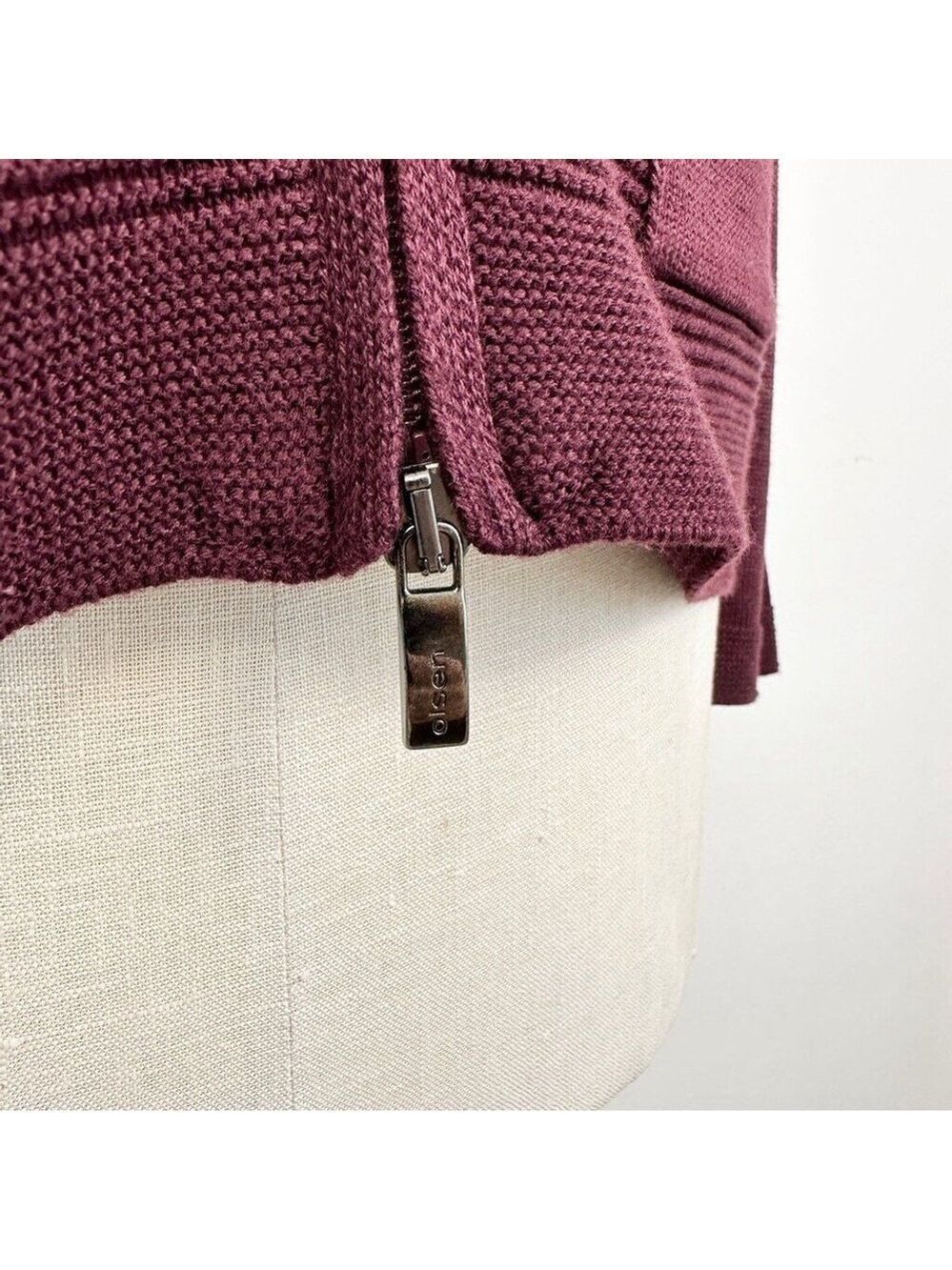 Olsen Long Sleeve Mock Neck Full Zip Ribbed Sweater Size Small Maroon Purple New - Picture 4 of 14